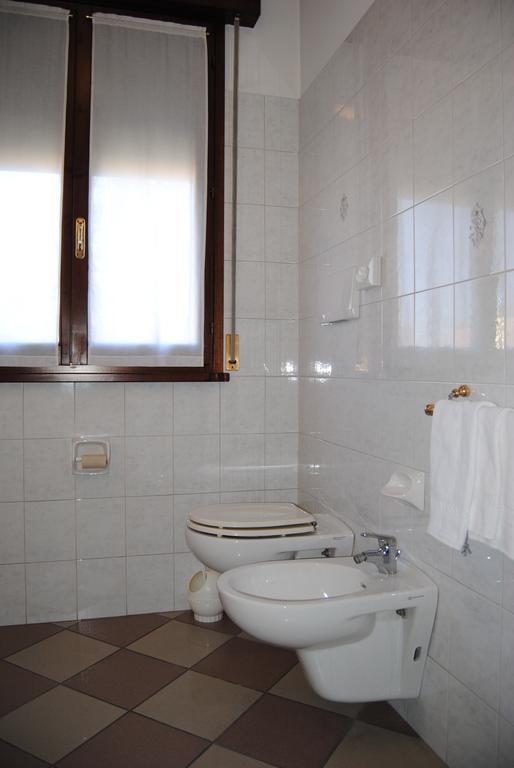 Hotel La Fenice Formigine Bilik gambar