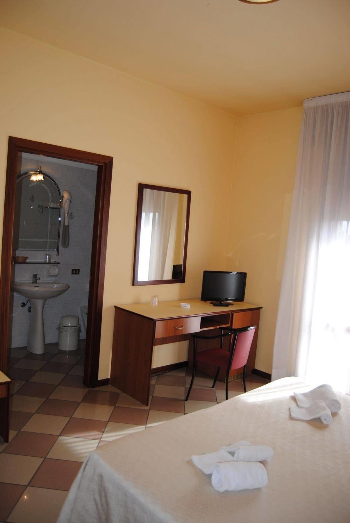 Hotel La Fenice Formigine Luaran gambar